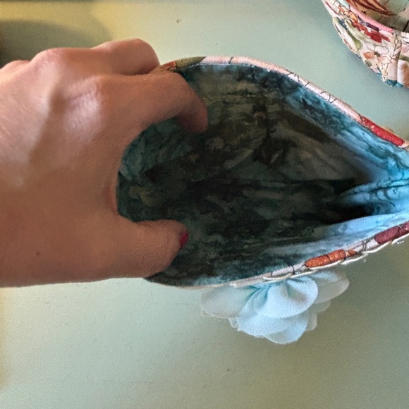 Handmade Floral Tote Bag with Lace & Velvet Trim - includes extras! - Picture 8 of 10